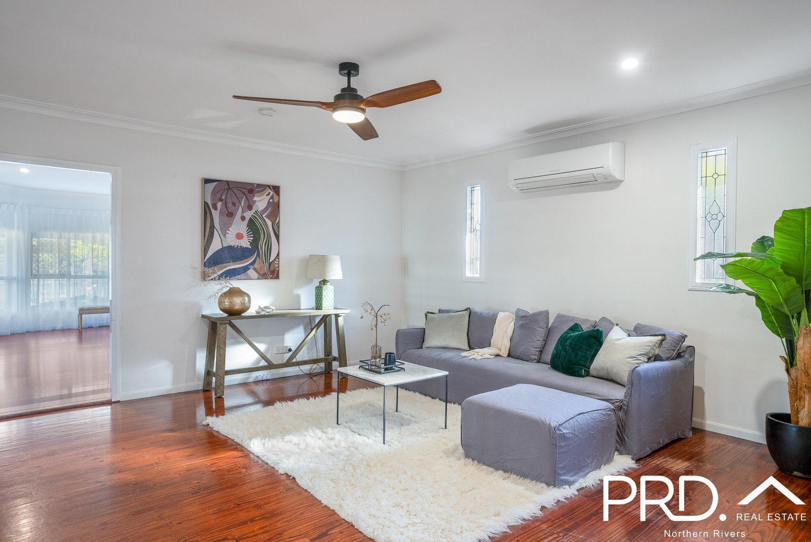 54 Richmond Street CASINO 11