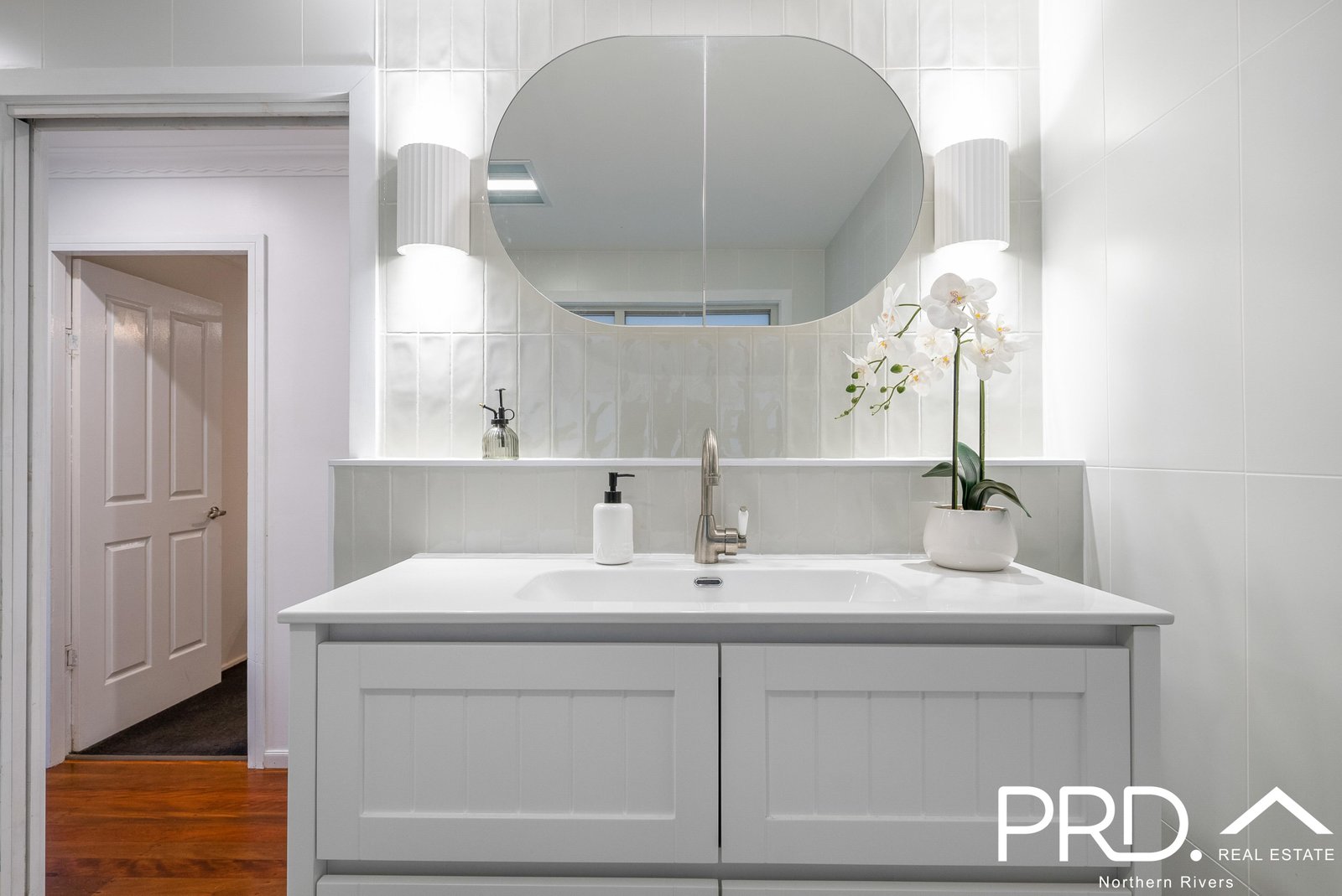 54 Richmond Street CASINO 30