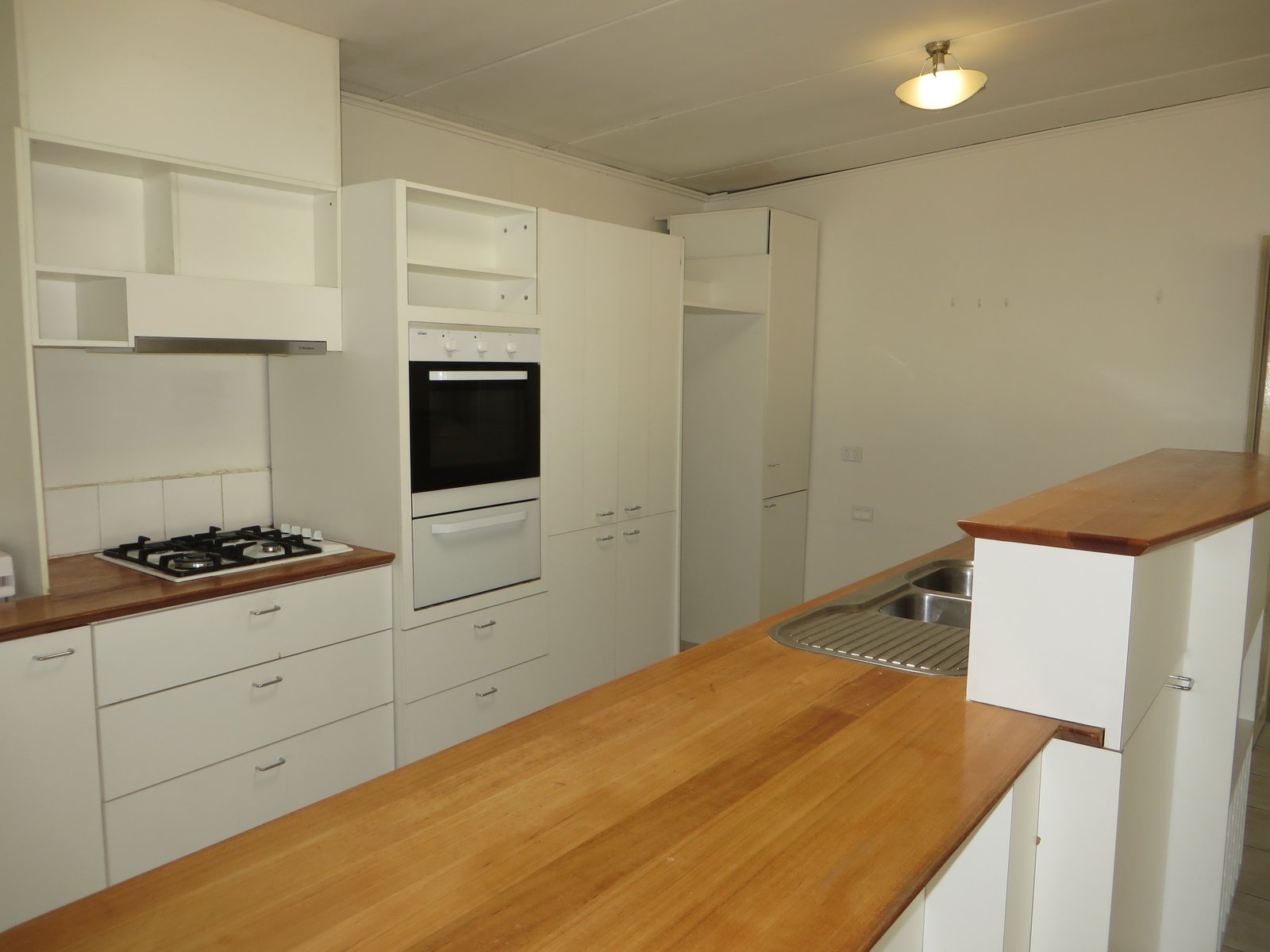Gallery: 54 Riviera Street