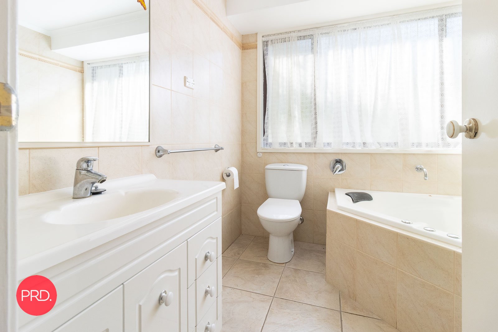 54 Rutledge Street BUNGENDORE 14