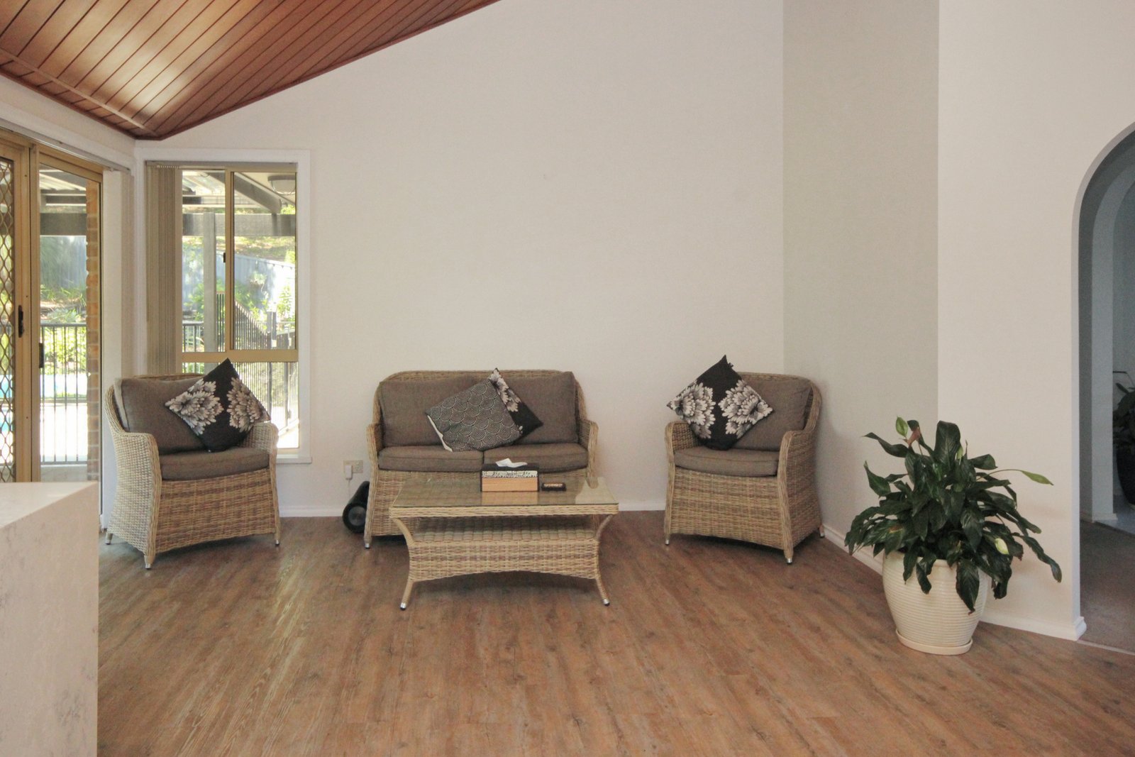 54 Scarborough Way DUNBOGAN 3