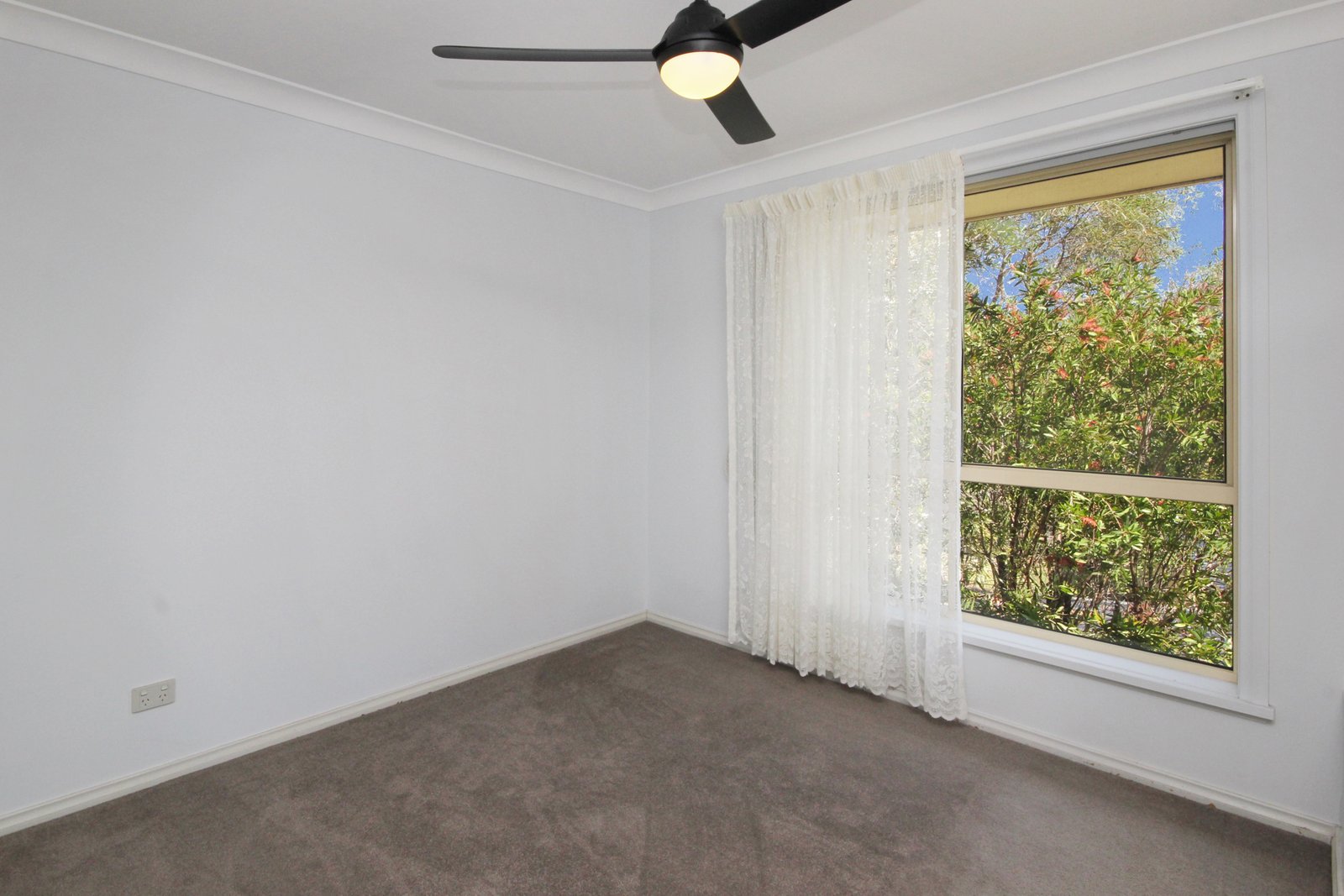 54 Scarborough Way DUNBOGAN 9