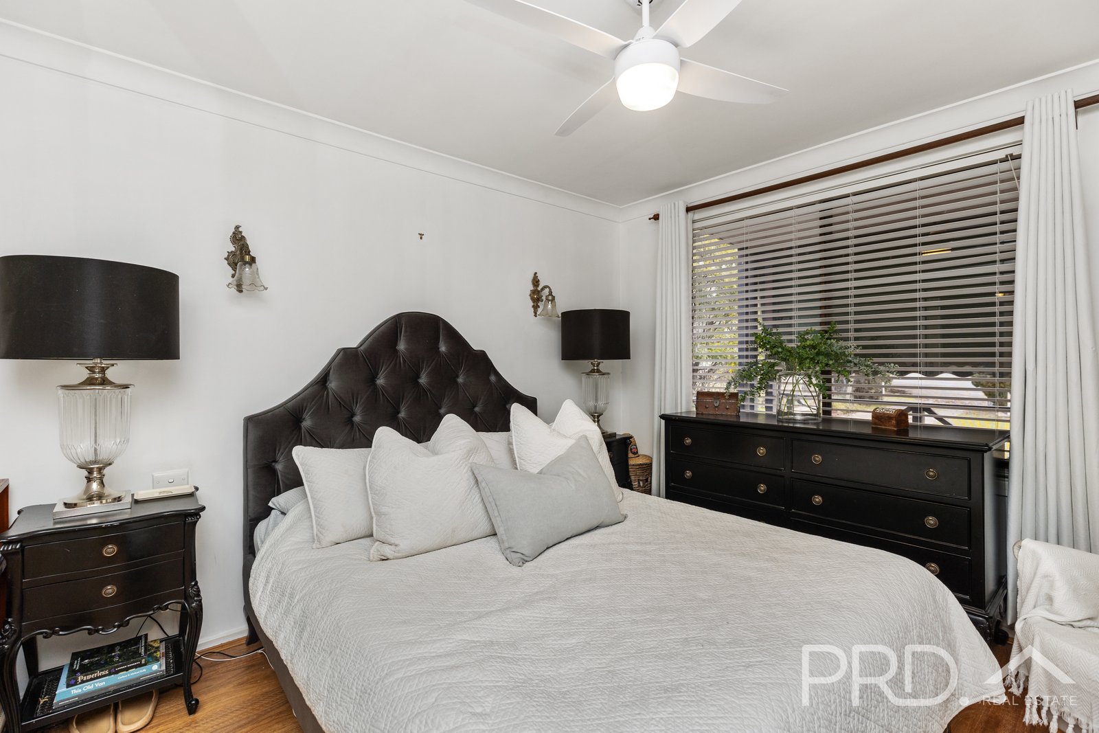 54 Simpson Street TUMUT 7