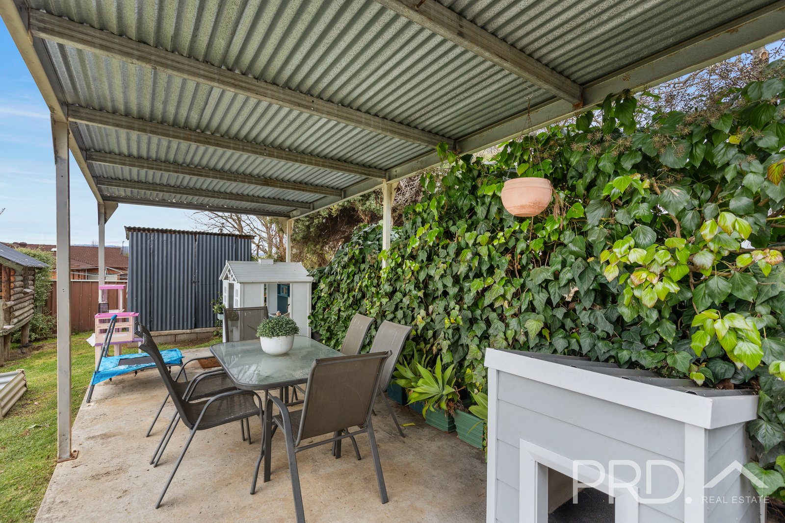 54 Simpson Street TUMUT 12