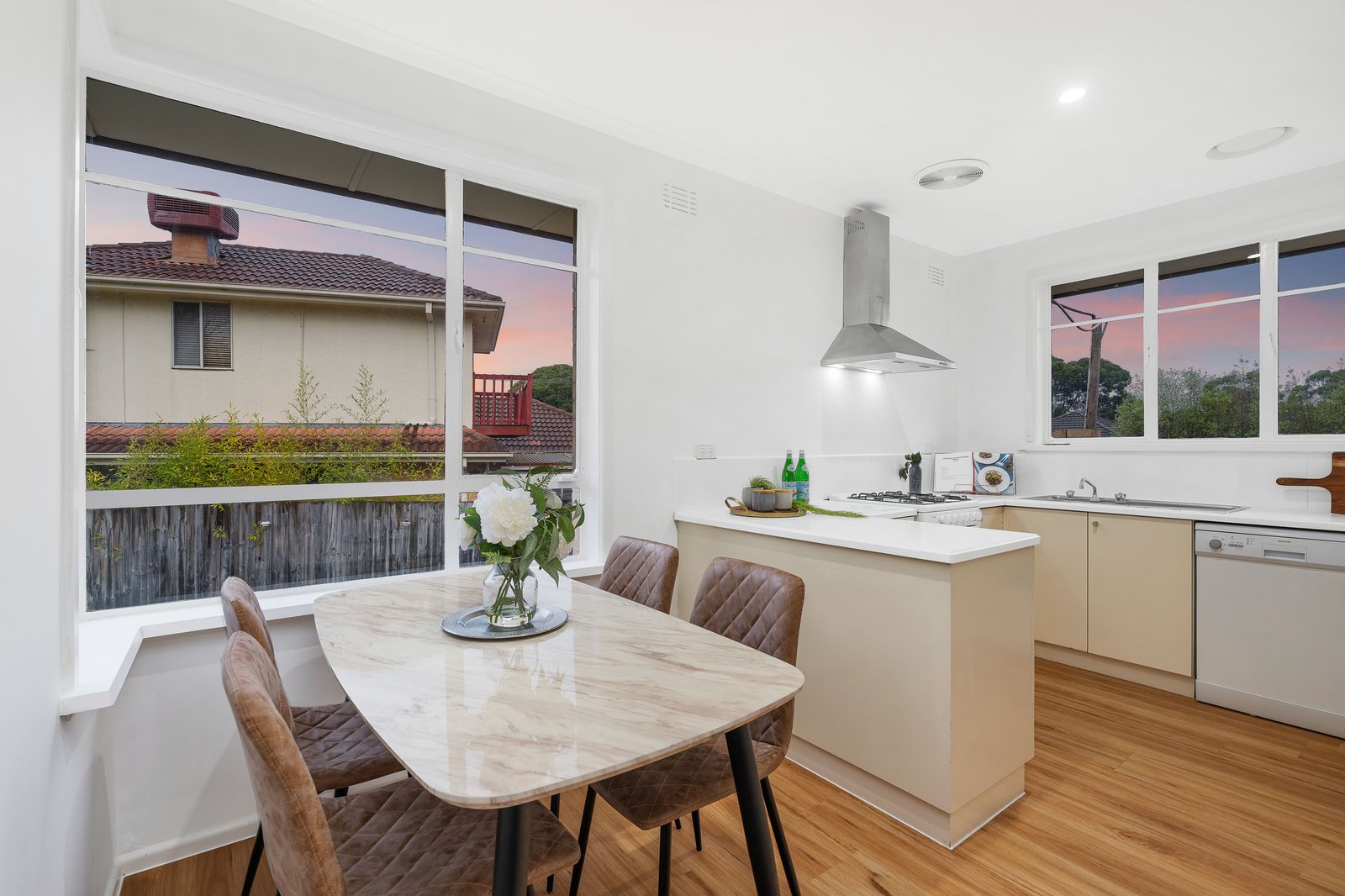 Gallery: 54 Somerset Street