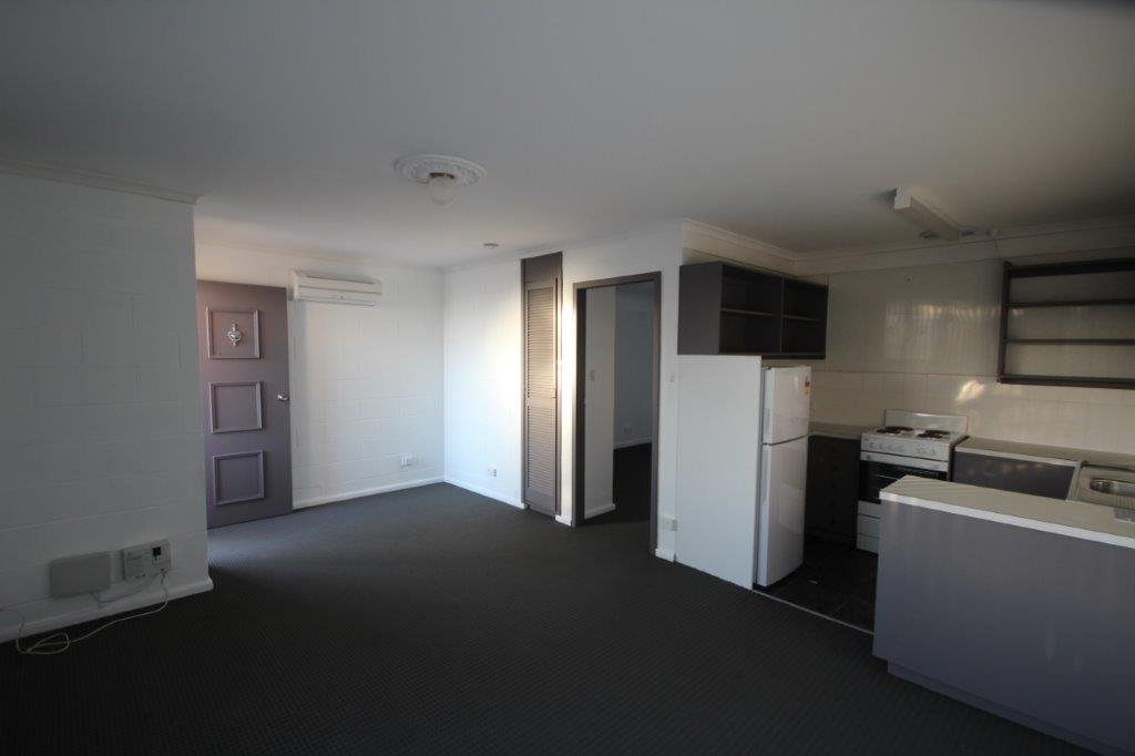 5/4 South Street BELLERIVE 1