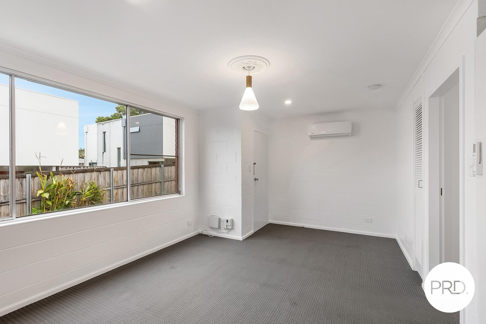 5/4 South Street BELLERIVE 2