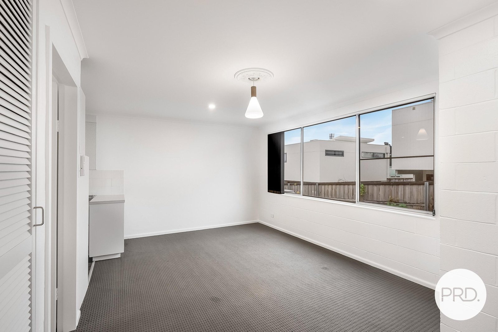 5/4 South Street BELLERIVE 6