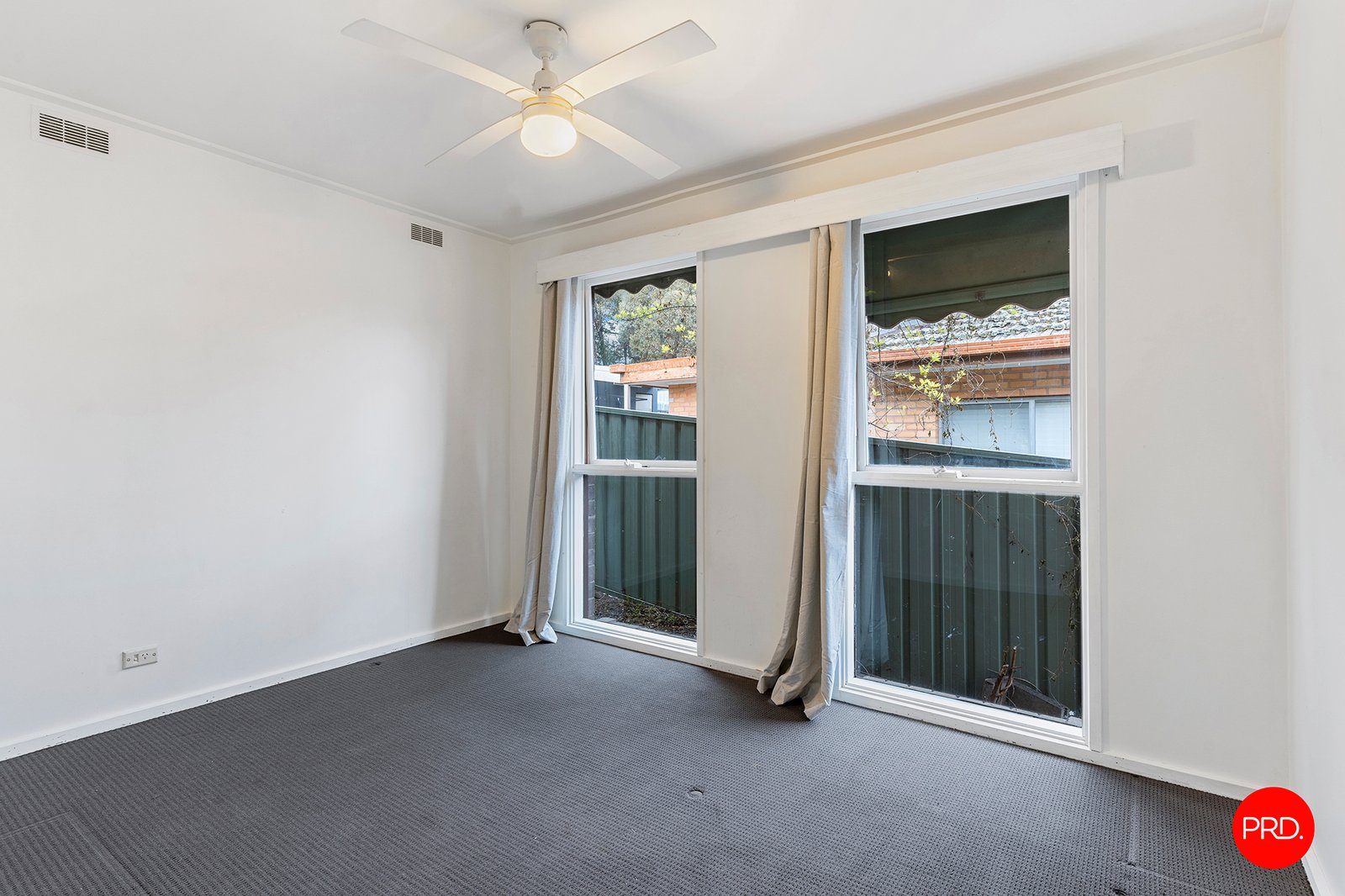 54 Specimen Hill Road GOLDEN SQUARE 7