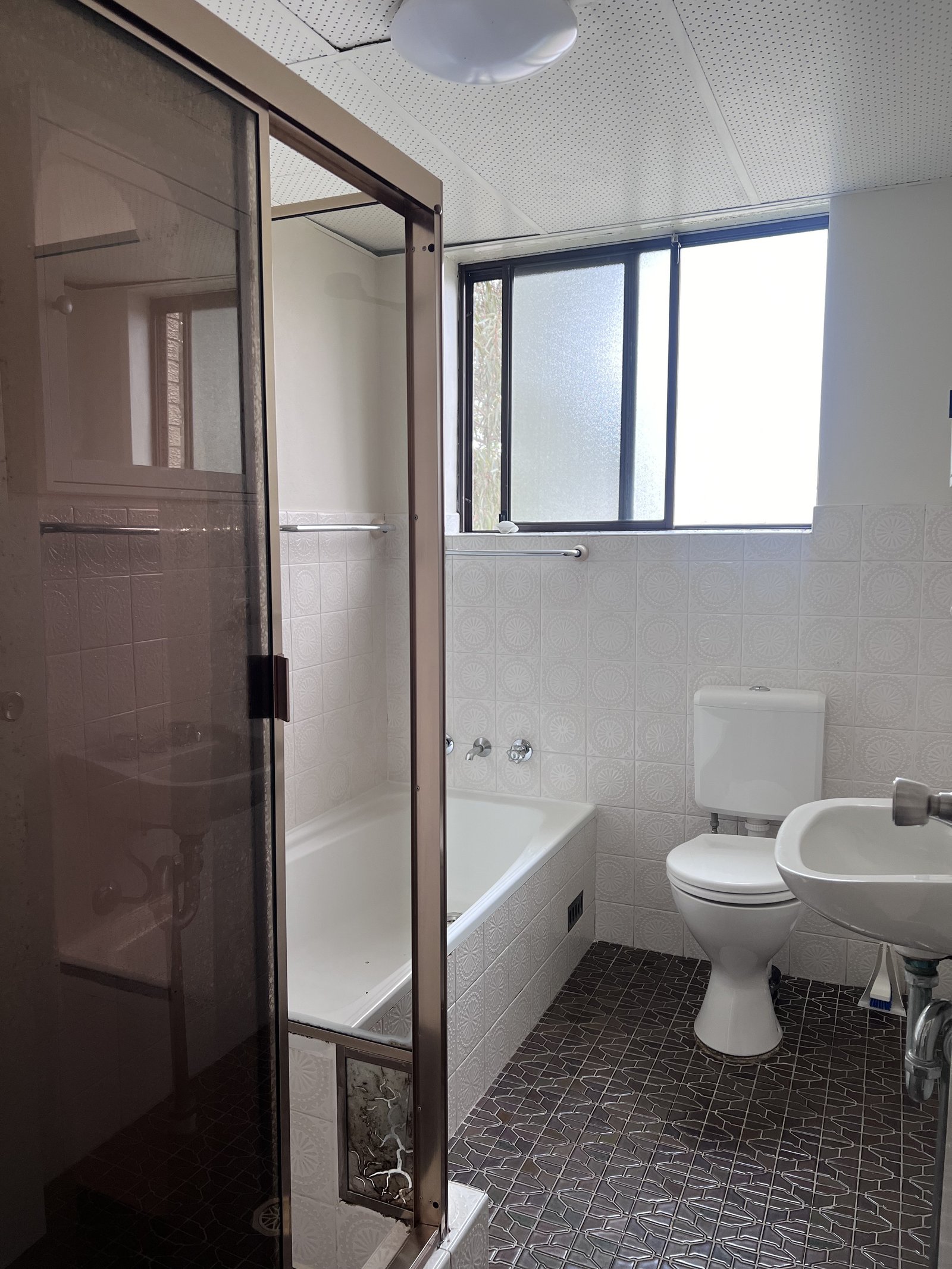 54 Station Street MORTDALE 4