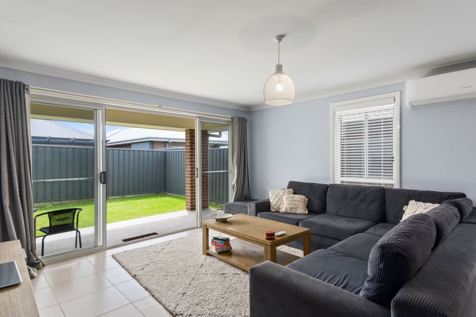 54 Stockyard Cr  HORSLEY 2