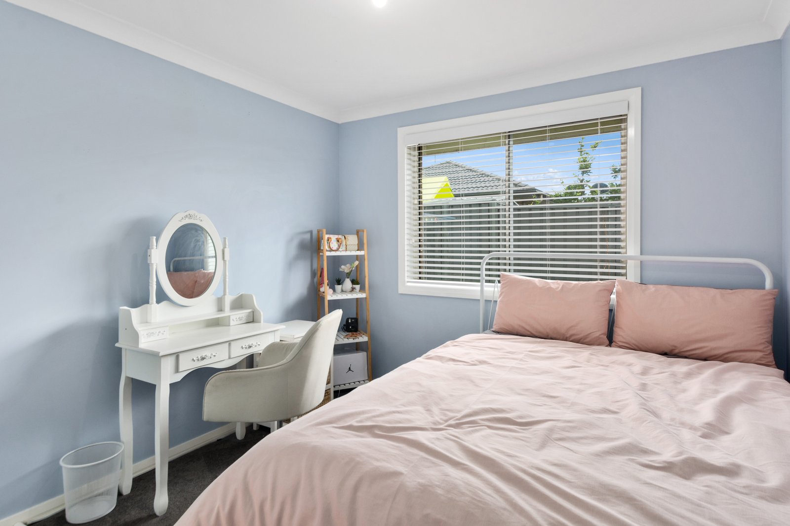 54 Stockyard Cr  HORSLEY 8