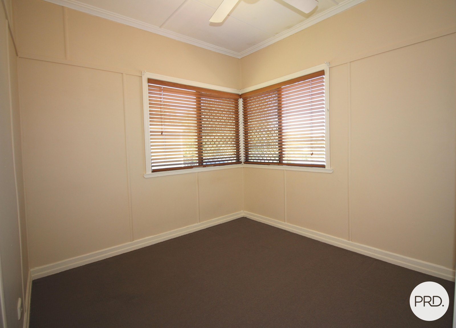 54 Taabinga Street WAVELL HEIGHTS 8