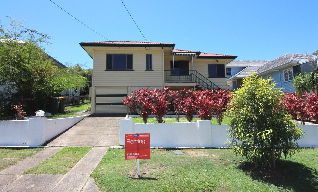 54 Taabinga Street WAVELL HEIGHTS 1