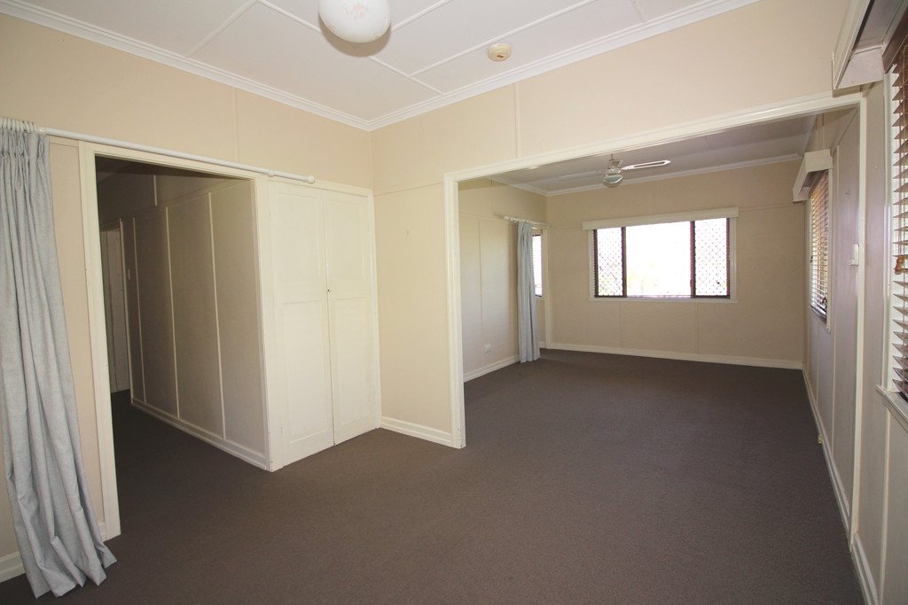 54 Taabinga Street WAVELL HEIGHTS 3