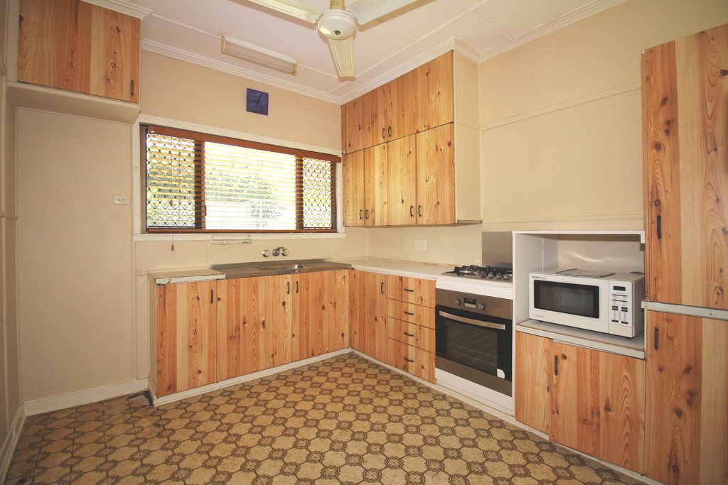 54 Taabinga Street WAVELL HEIGHTS 4