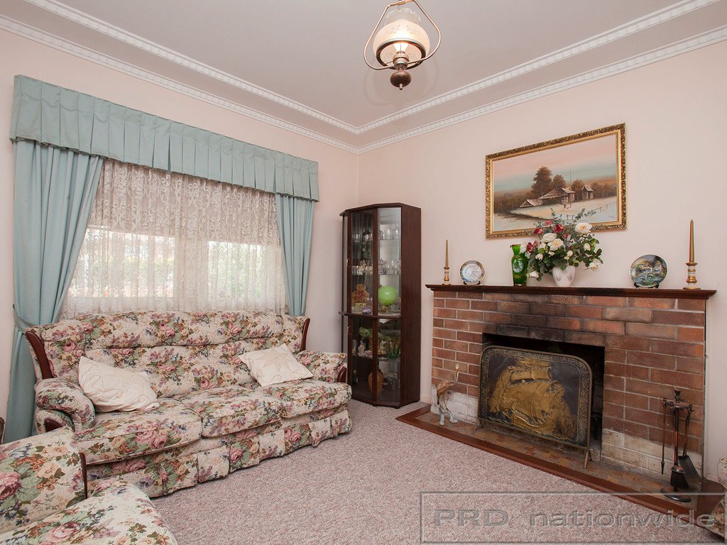 54 Tennyson Street BERESFIELD 2