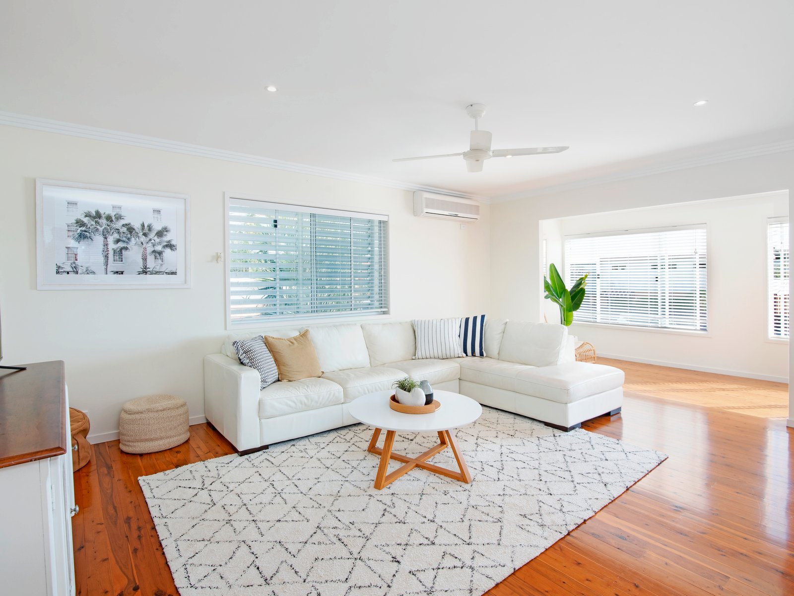 54 Third Avenue PALM BEACH 2