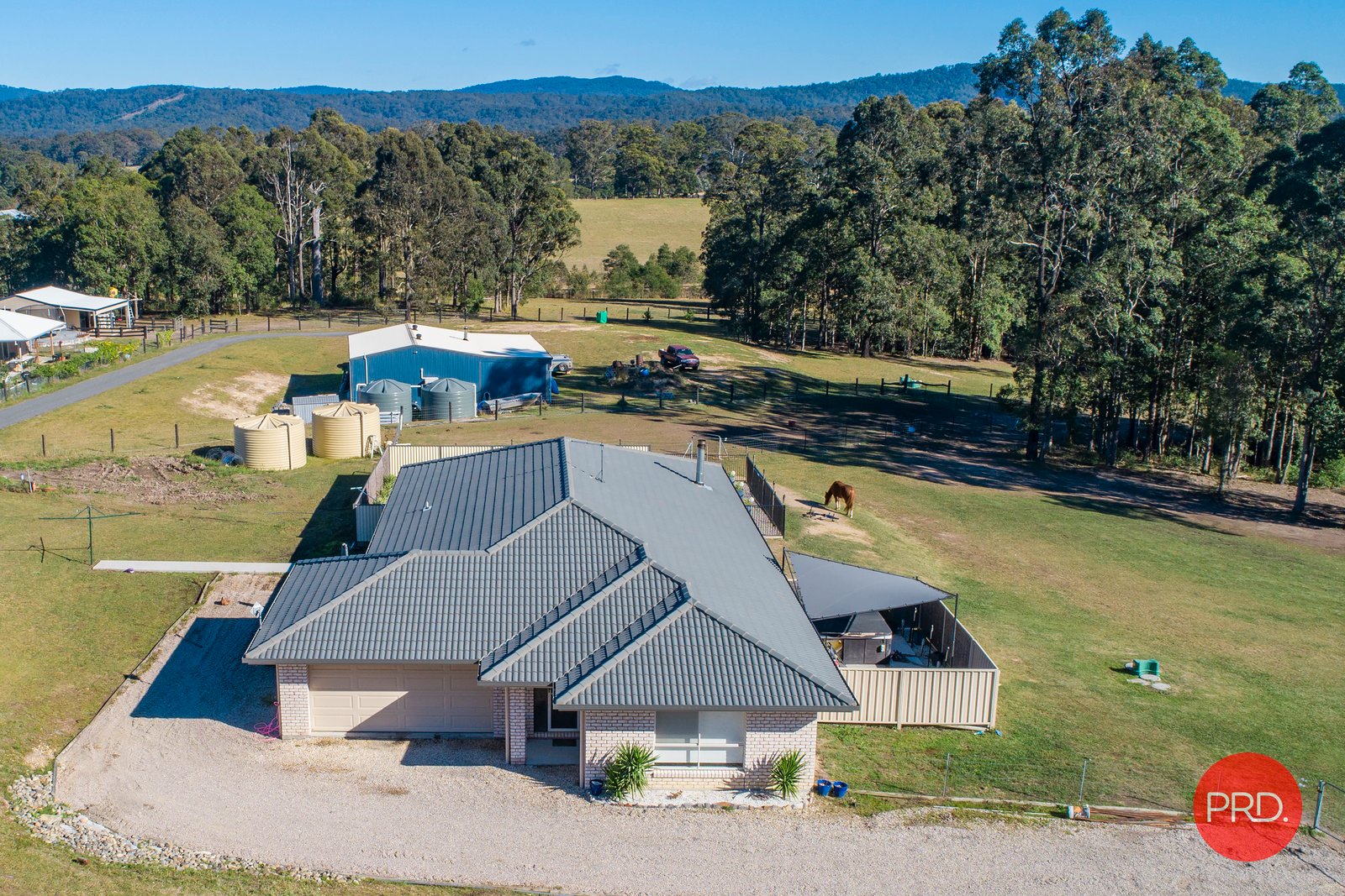 54 Thoroughbred Close NANA GLEN 22