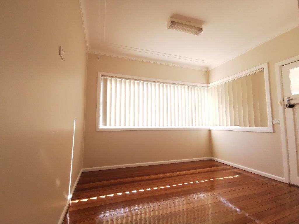 54 Trafalgar Street BELMORE 8