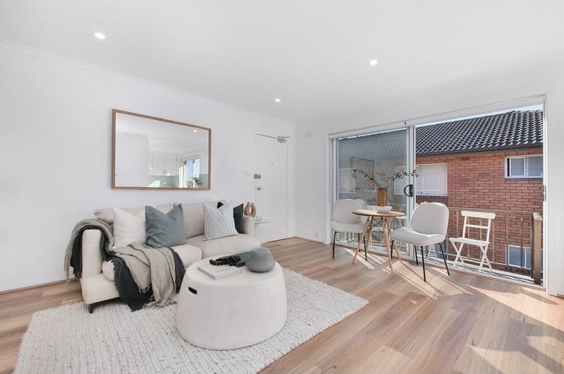 5/4 Unsted Crescent HILLSDALE 6