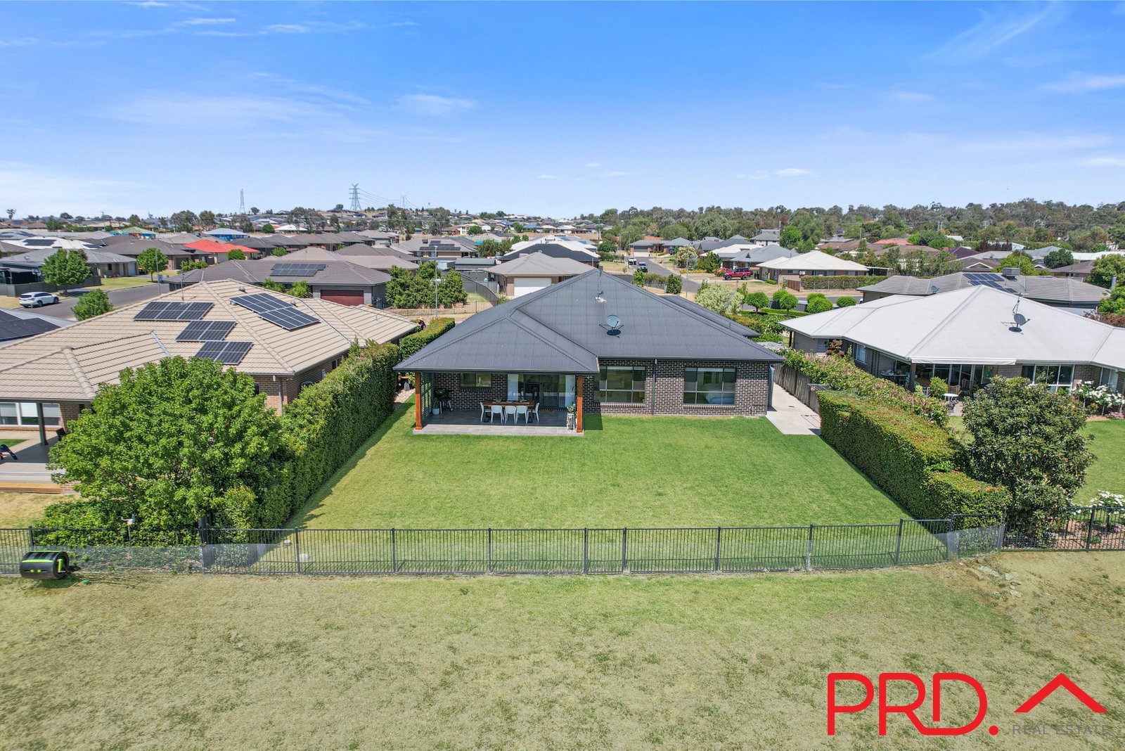 54 Warrah Drive TAMWORTH 19