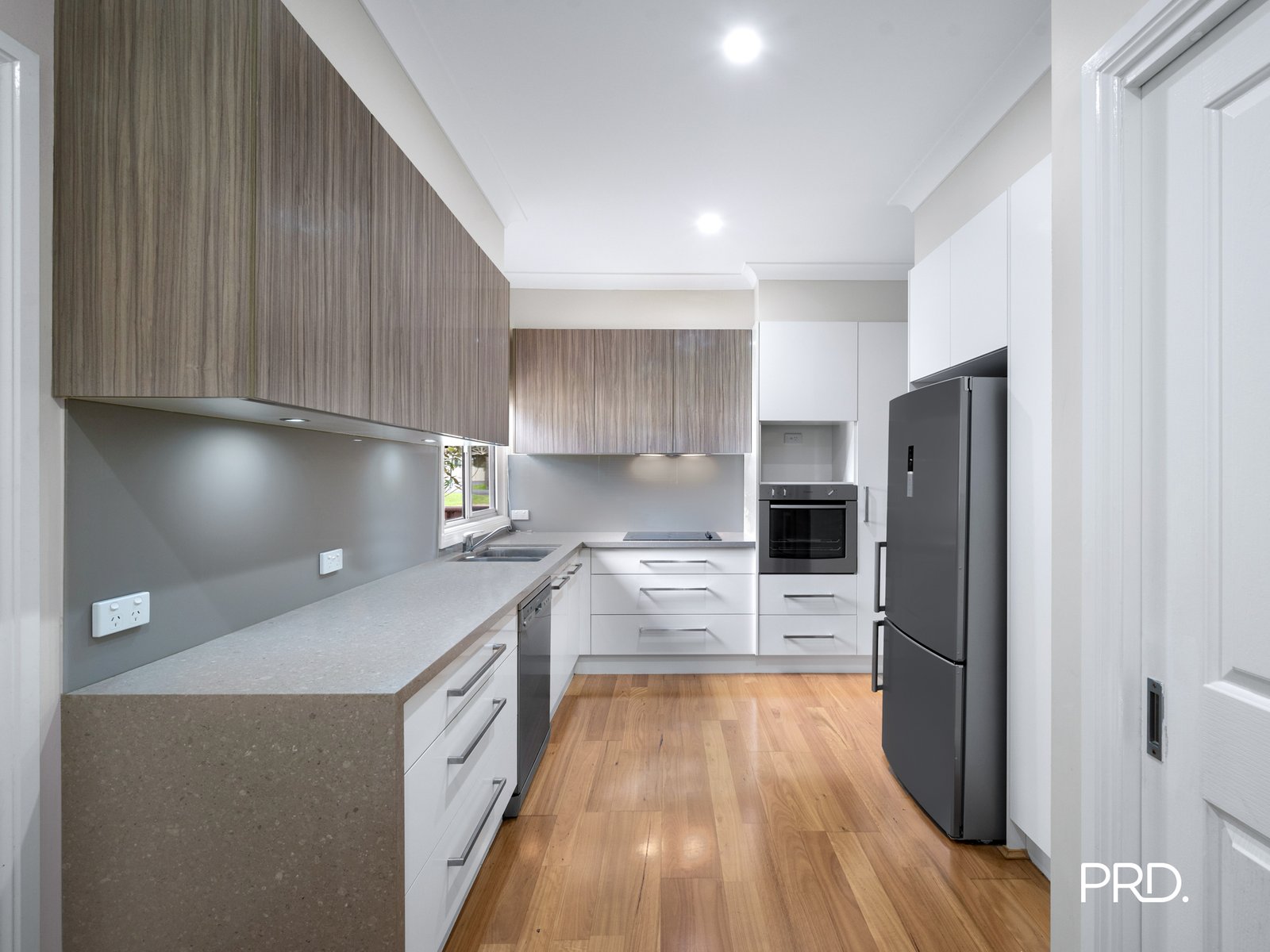 54 Weir Road WARRAGAMBA 4