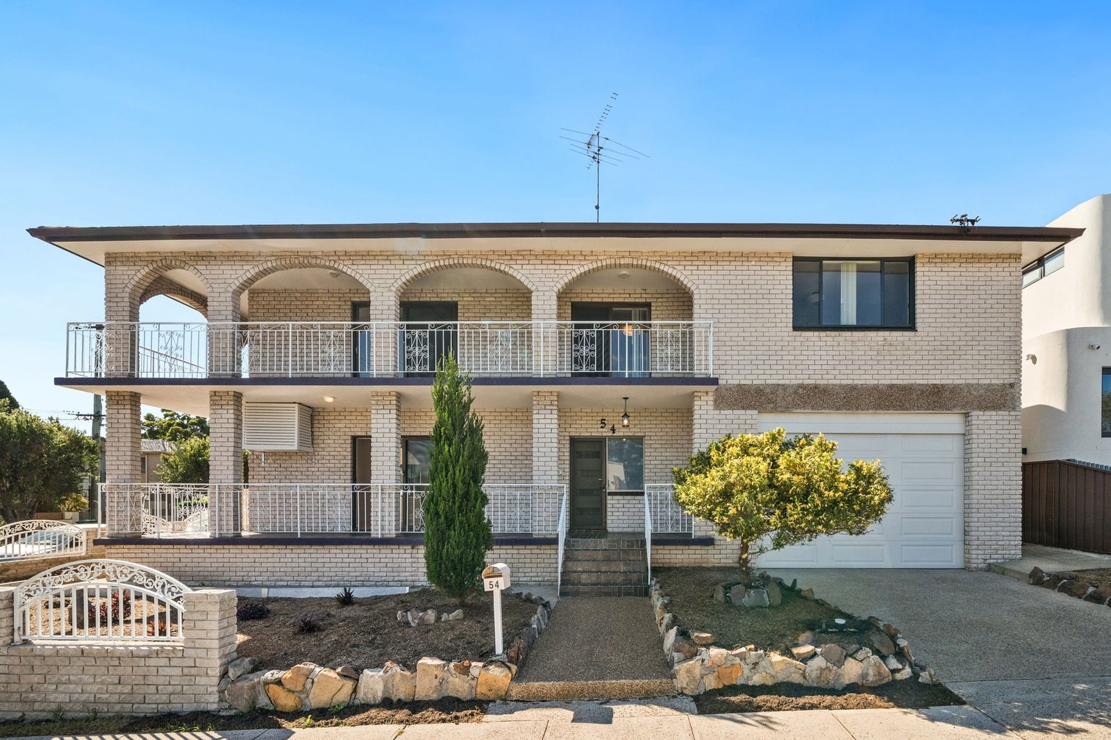 54 Weston Road HURSTVILLE 1