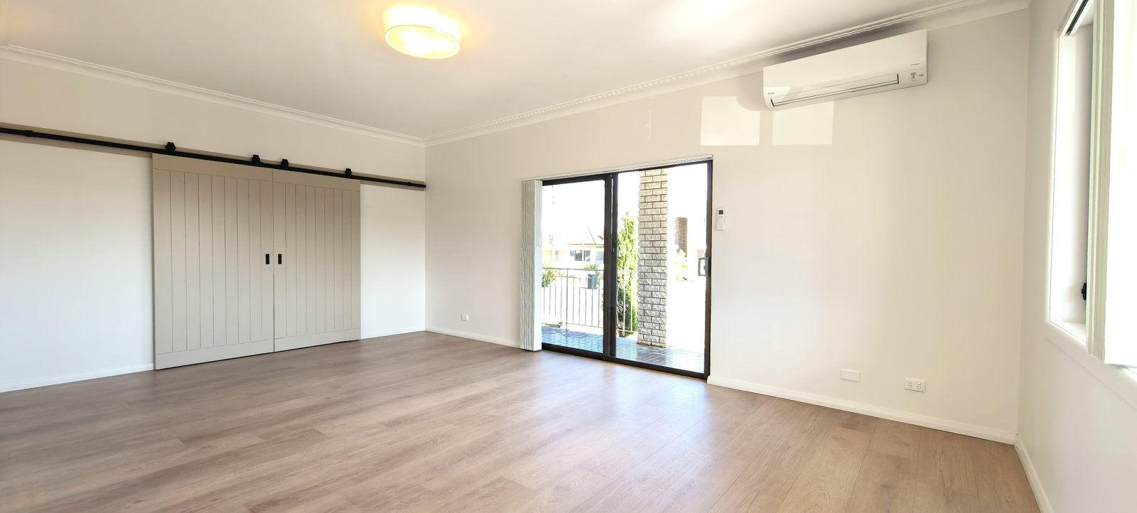 54 Weston Road HURSTVILLE 3