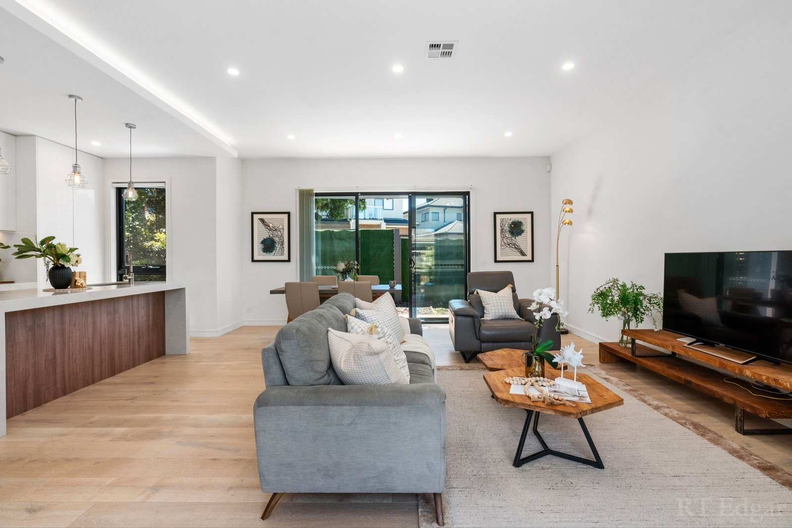 Real Estate and Property in 54 Whittens Lane, Doncaster, VIC