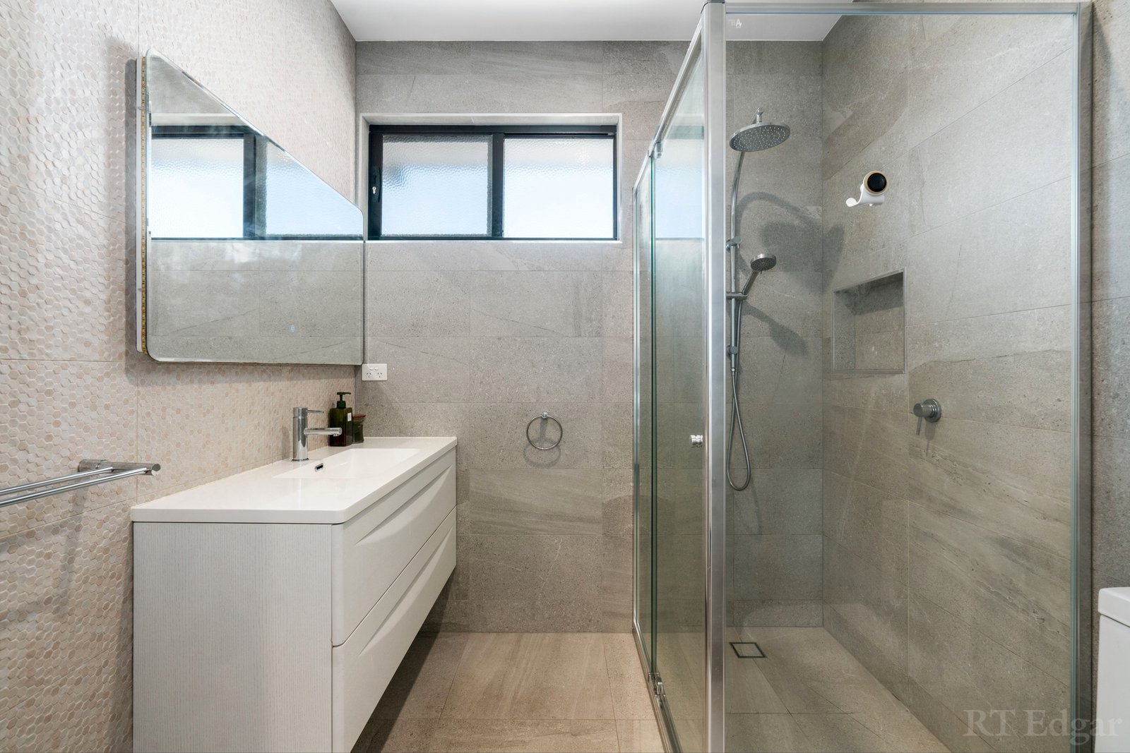 Real Estate and Property in 54 Whittens Lane, Doncaster, VIC