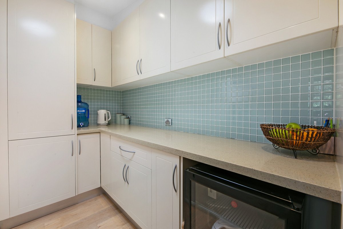 54 Wonga Street Burleigh Heads 19