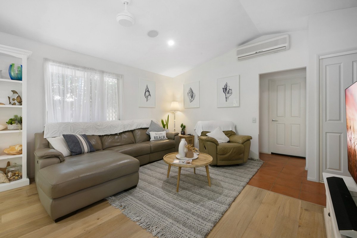 54 Wonga Street Burleigh Heads 33