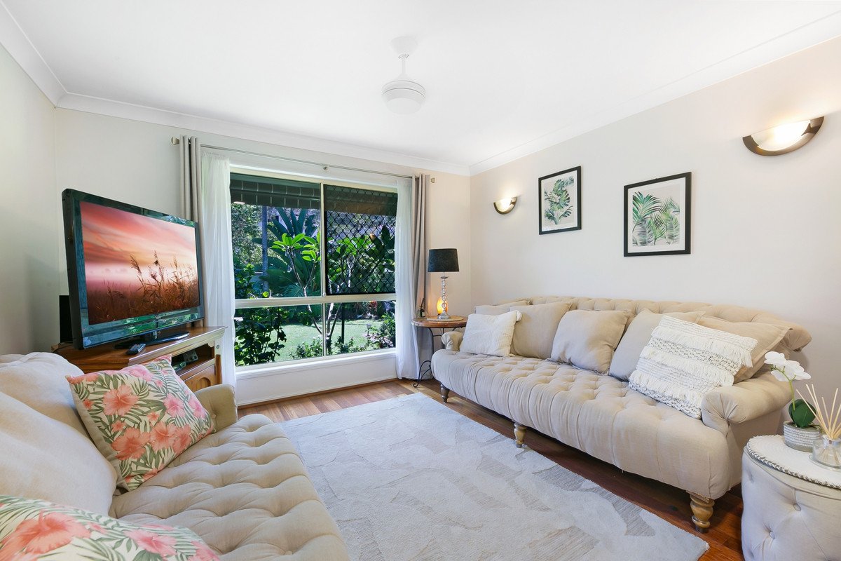 54 Wonga Street Burleigh Heads 35