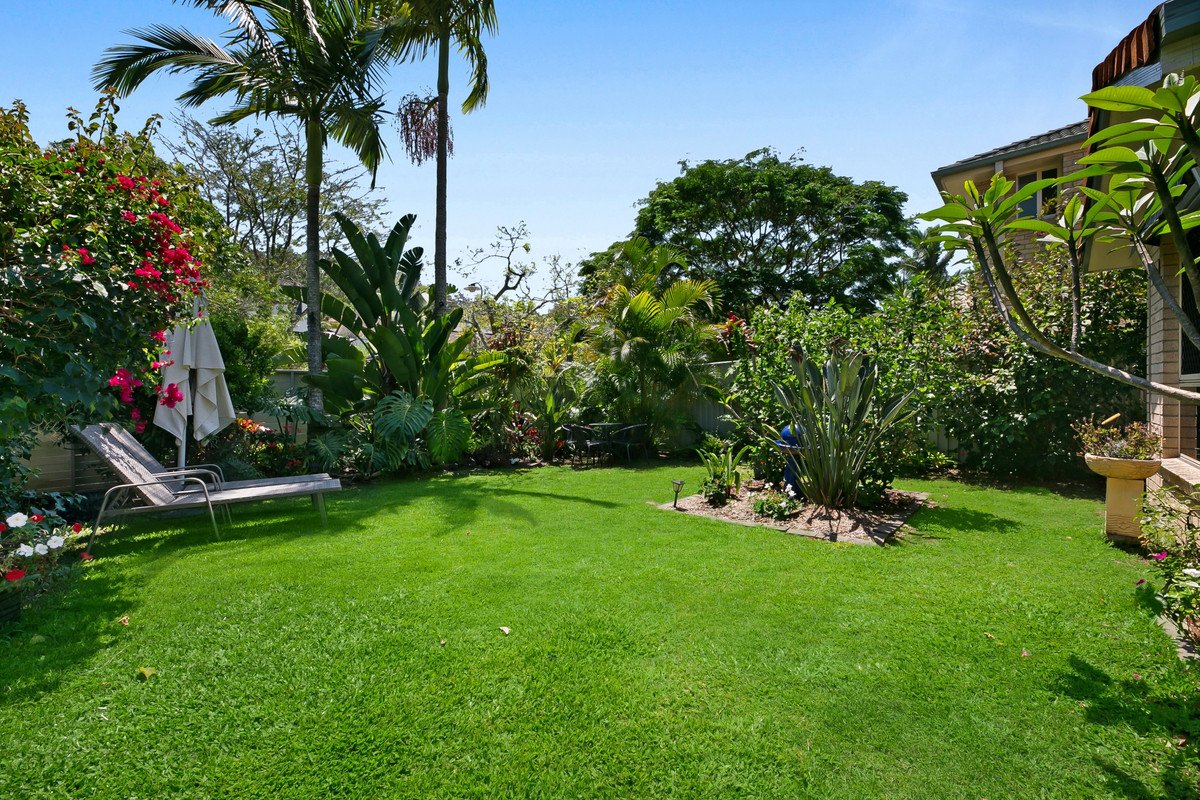 54 Wonga Street Burleigh Heads 51