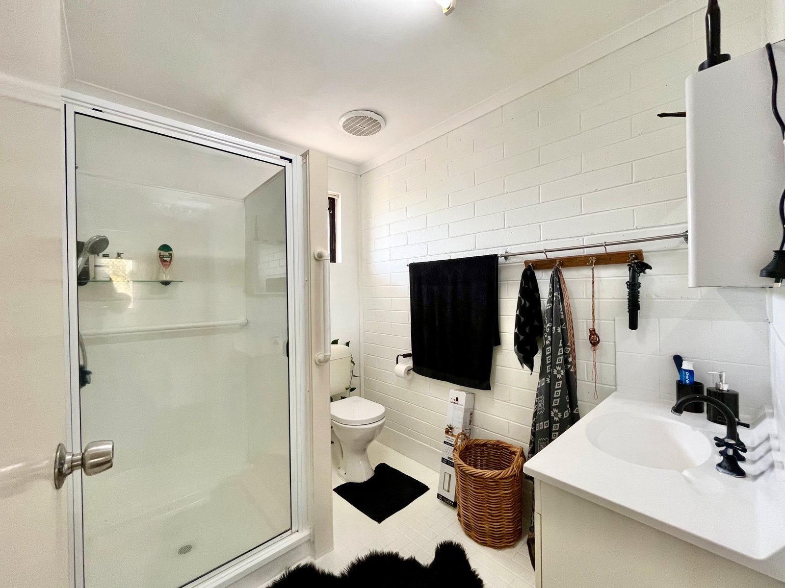 5/4 Wyndham Avenue BOYNE ISLAND 12