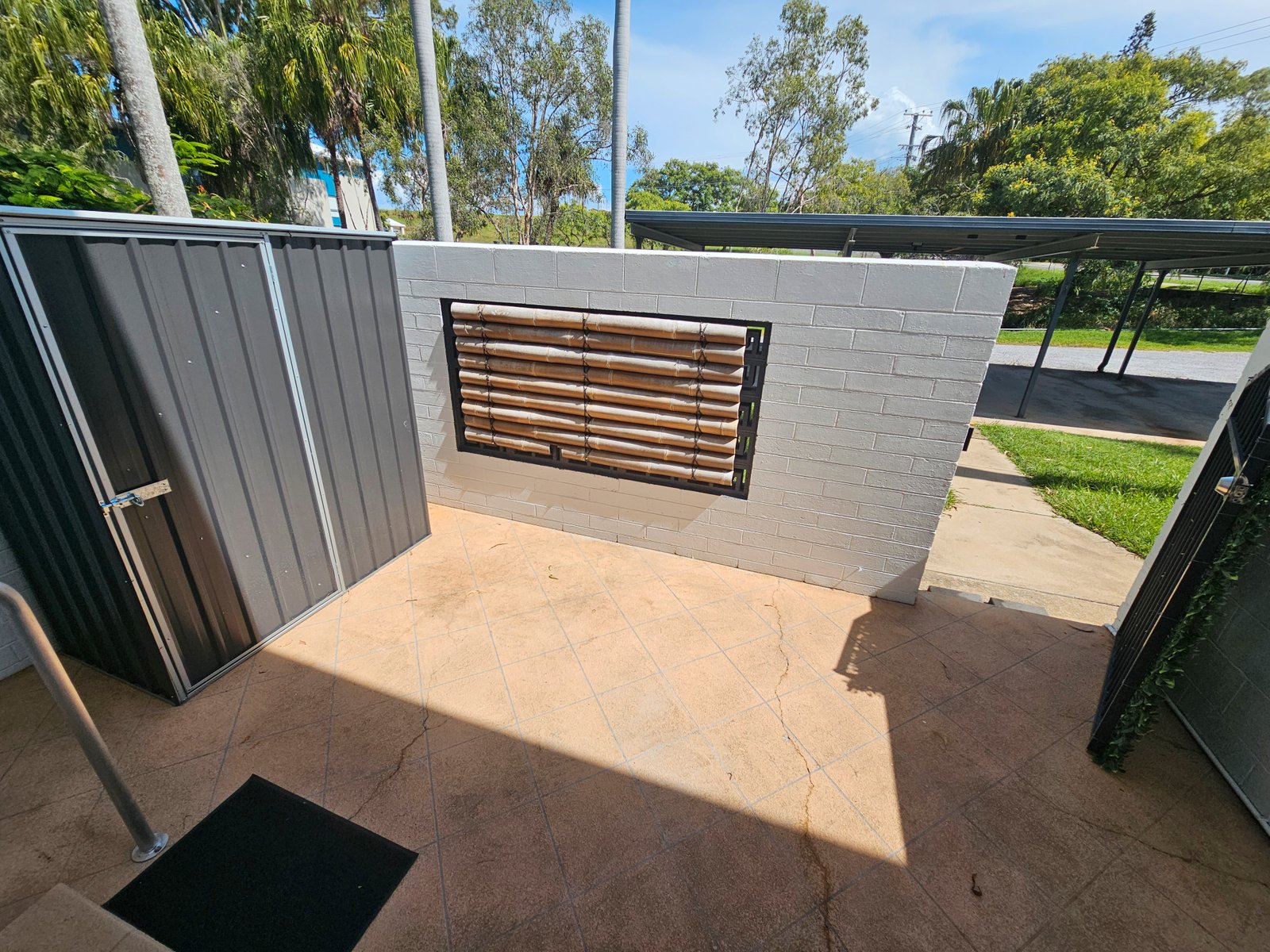 5/4 Wyndham Avenue BOYNE ISLAND 9