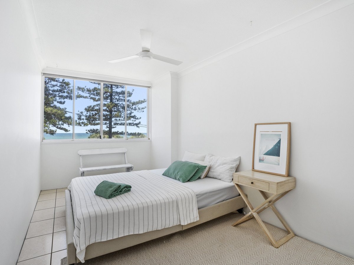 5/40 Marine Parade MIAMI 8