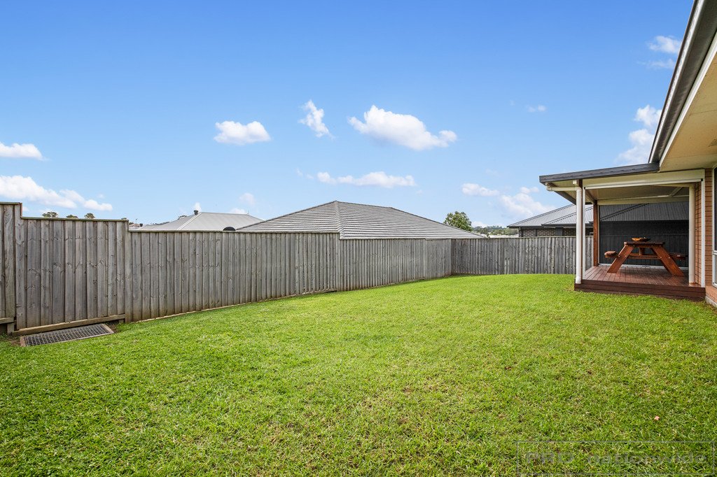 540 Oakhampton Road ABERGLASSLYN 12