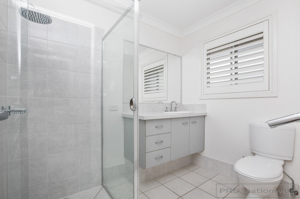 540 Oakhampton Road ABERGLASSLYN 14