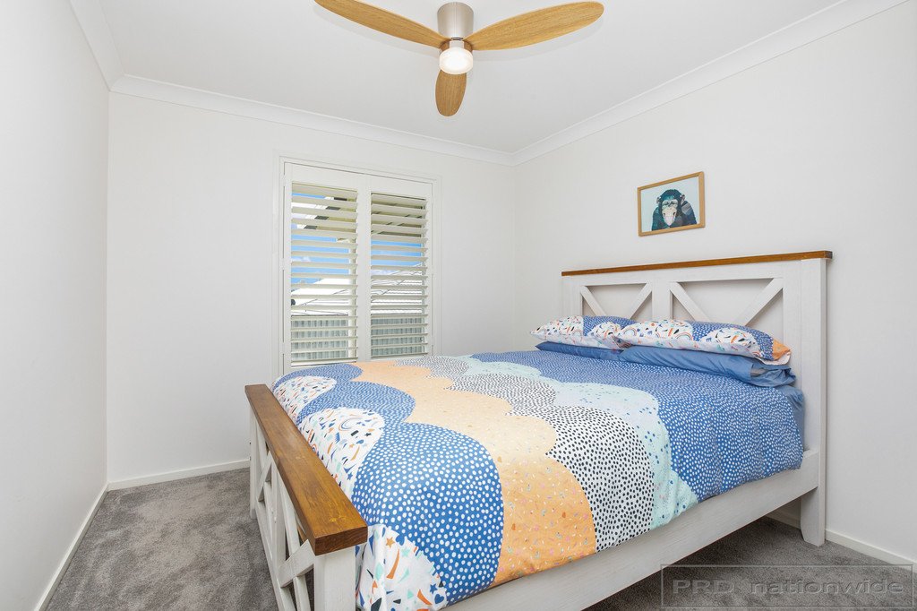 540 Oakhampton Road ABERGLASSLYN 16