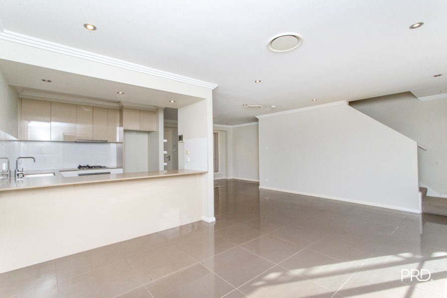 5/400 Glenmore Parkway Glenmore Park 15