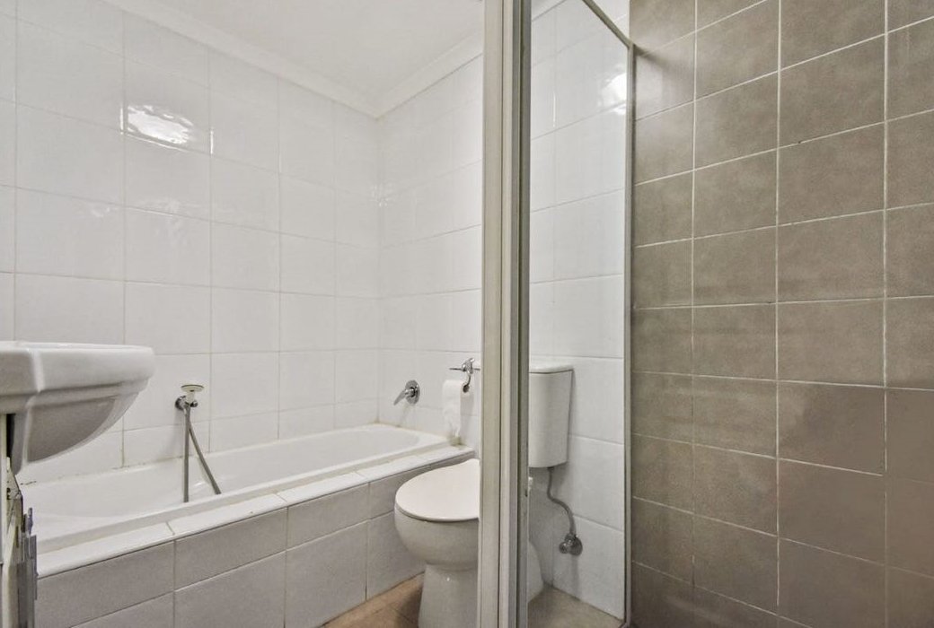 5/409-411 Hume Highway YAGOONA 6