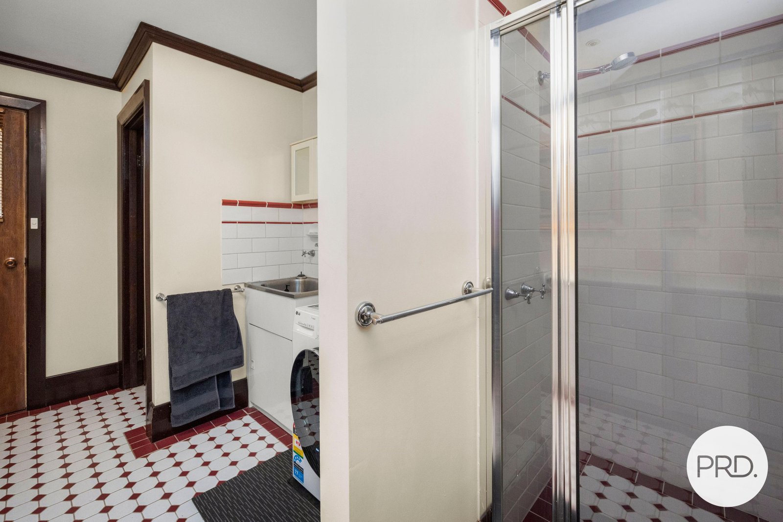541 Ebden Street SOUTH ALBURY 13