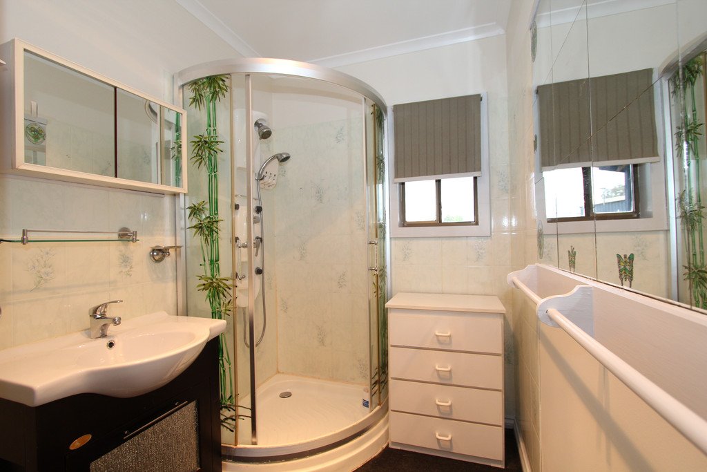 541 Sutton Street SEBASTOPOL 12