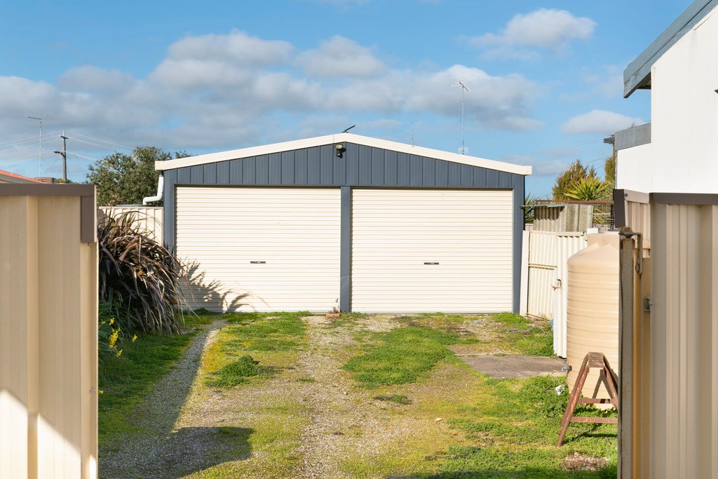 541 Sutton Street SEBASTOPOL 14