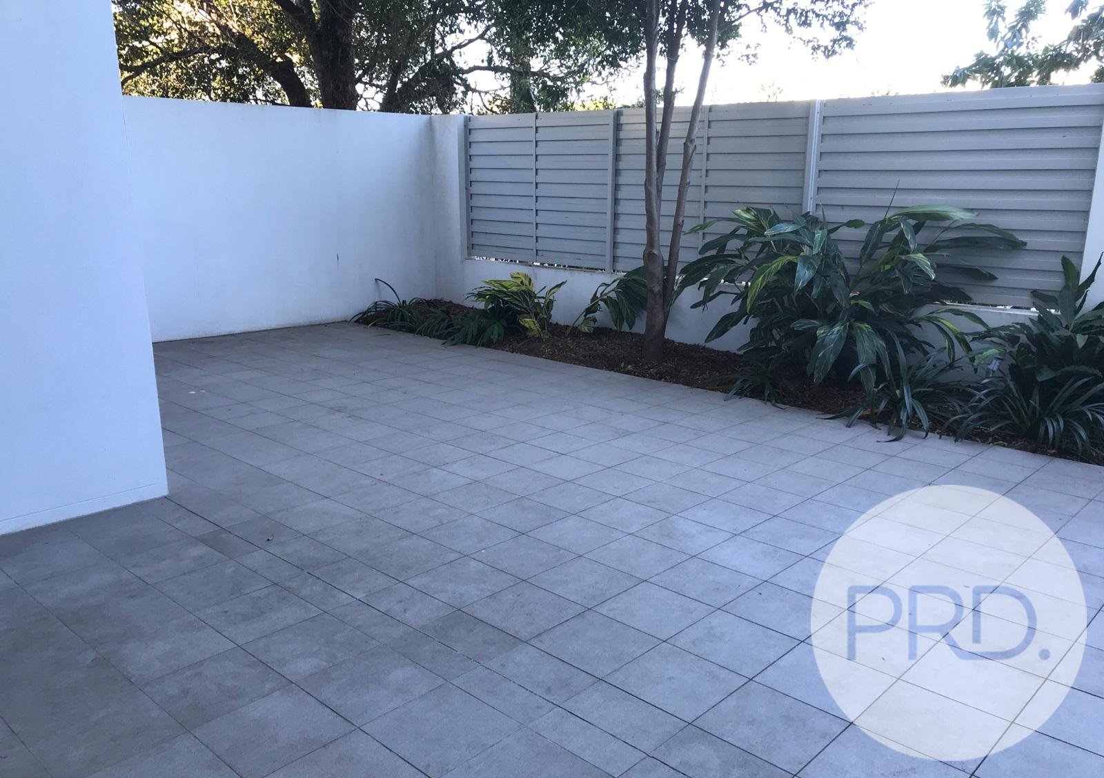 5/410 Zillmere Road (Entry to carpark from Seeney St)  ZILLMERE 10