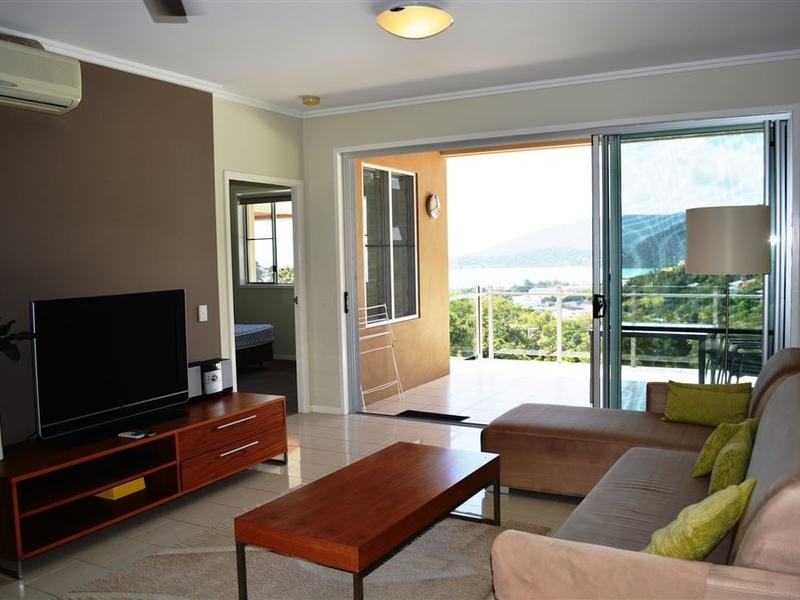 54/15 Flame Tree Court AIRLIE BEACH 1