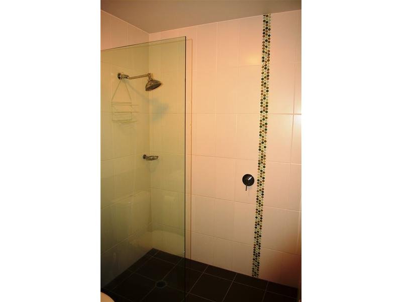 54/15 Flame Tree Court AIRLIE BEACH 8