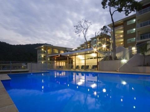 54/15 Flame Tree Court AIRLIE BEACH 11